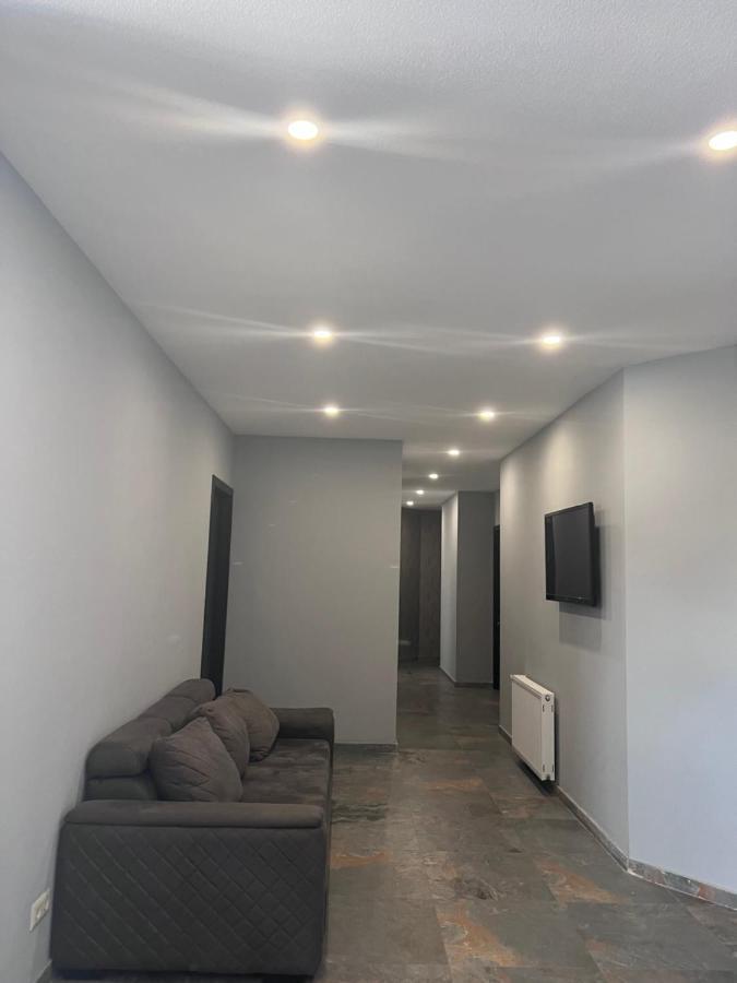 Starhostel Кутаиси Екстериор снимка