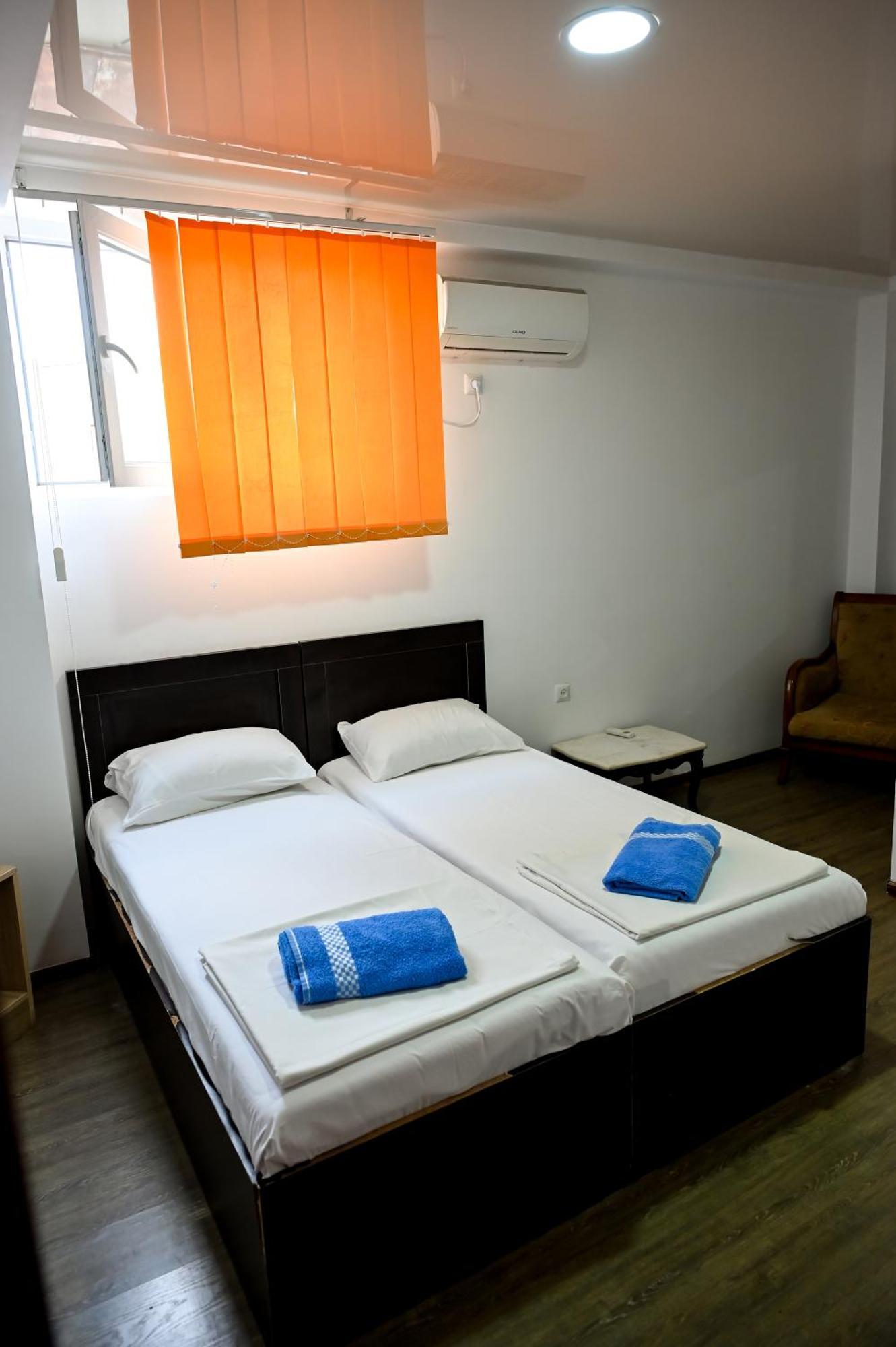 Starhostel Кутаиси Екстериор снимка