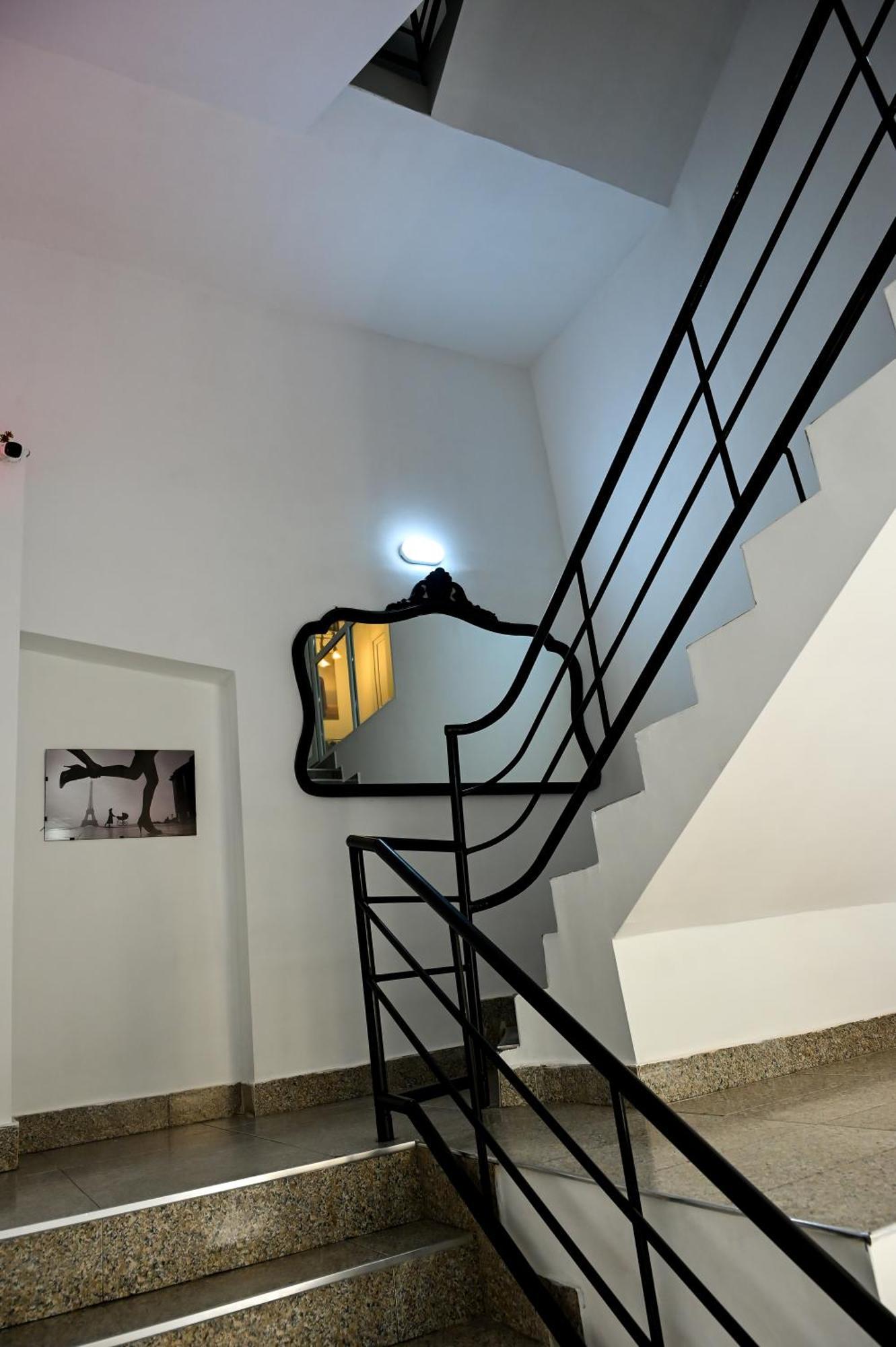 Starhostel Кутаиси Екстериор снимка