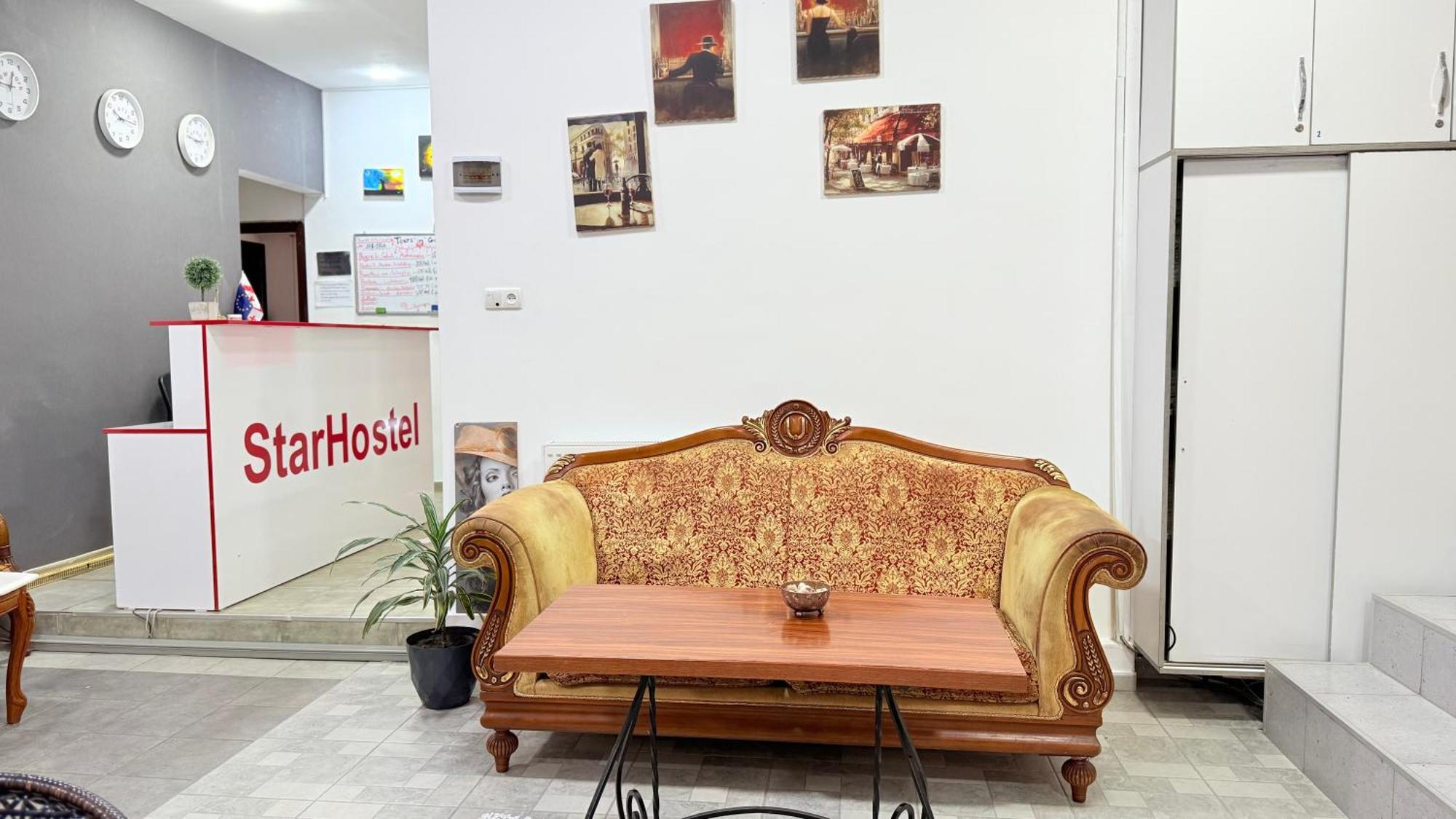 Starhostel Кутаиси Екстериор снимка