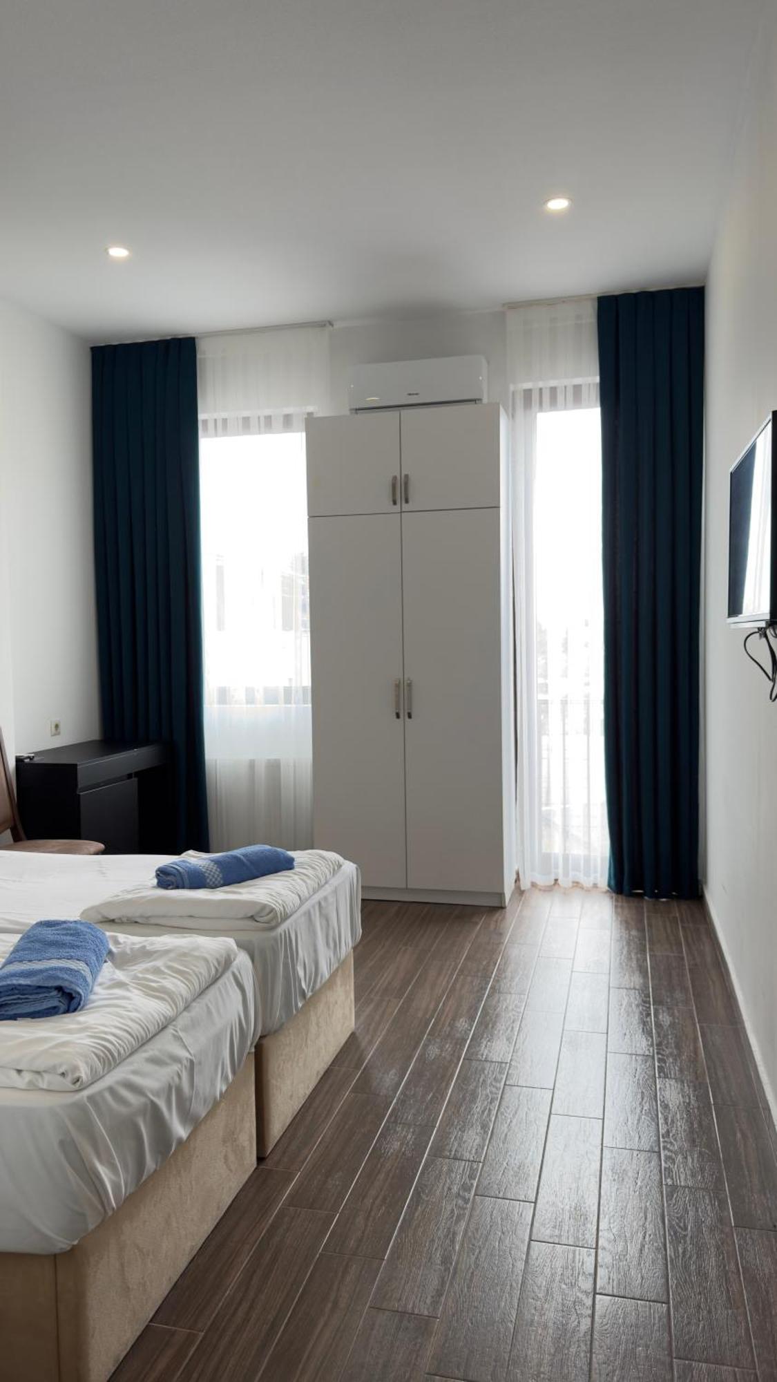 Starhostel Кутаиси Екстериор снимка