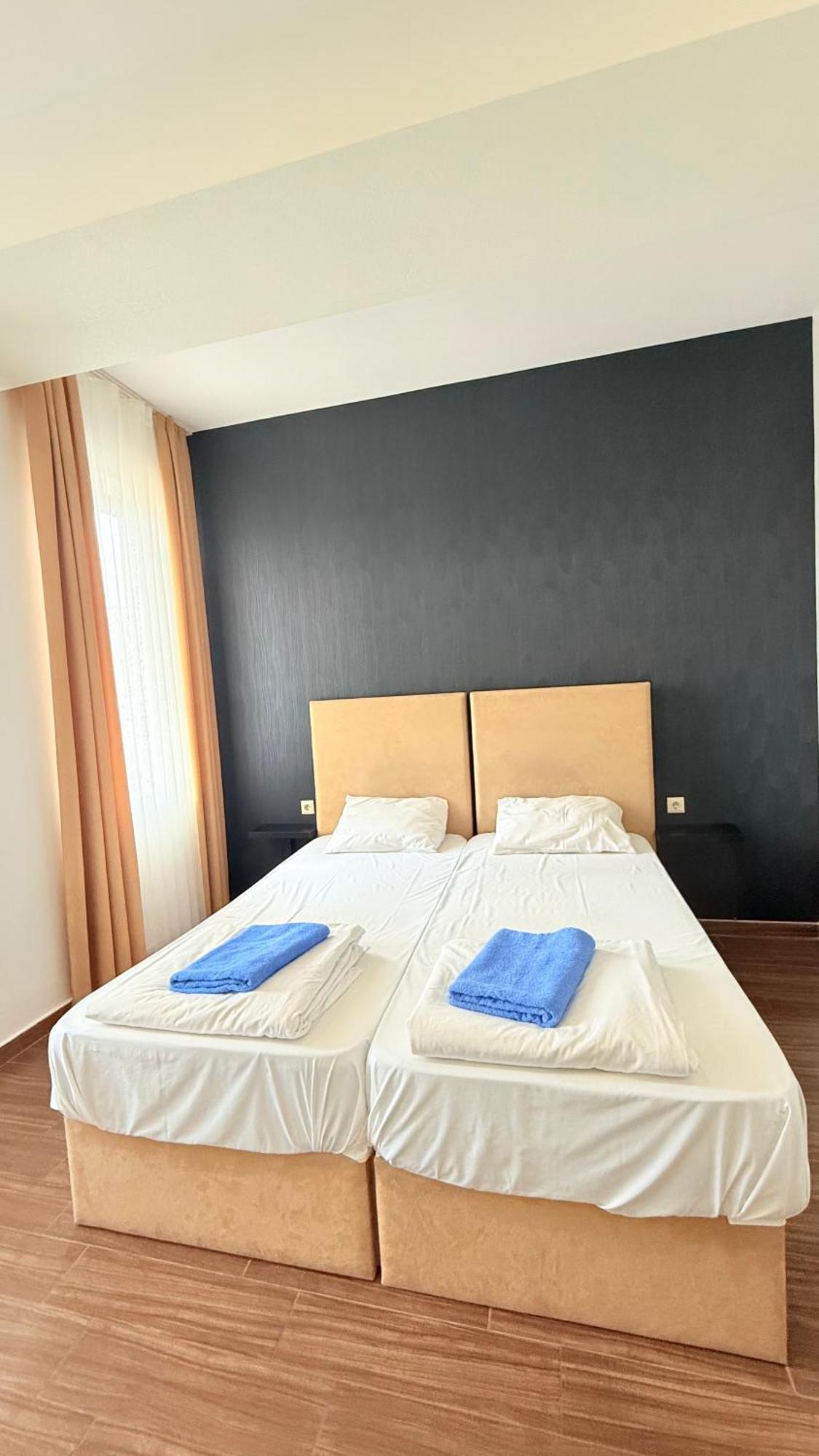 Starhostel Кутаиси Екстериор снимка